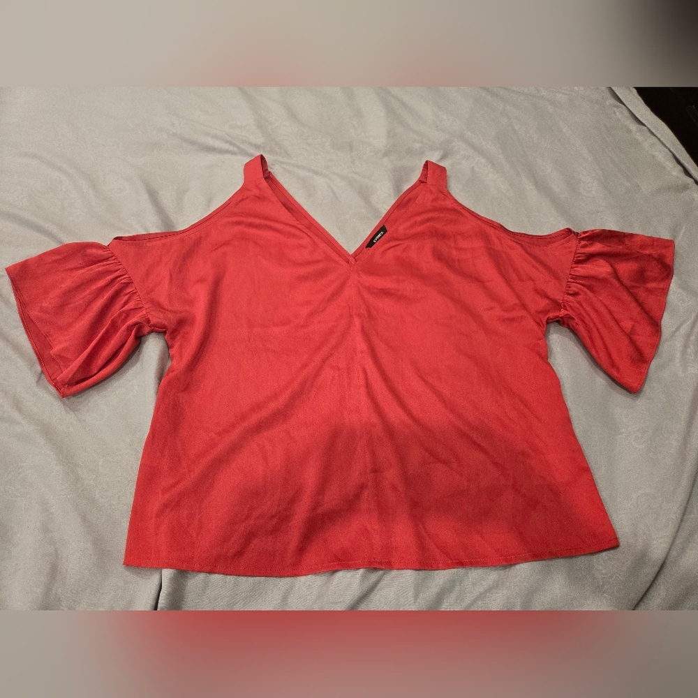 Women's Cold Shoulder‎ Top - Pink
